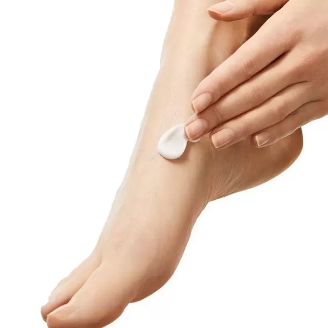 EUCERIN UREAREPAIR PLUS KREMA ZA STOPALA SA 10% UREE 100ML