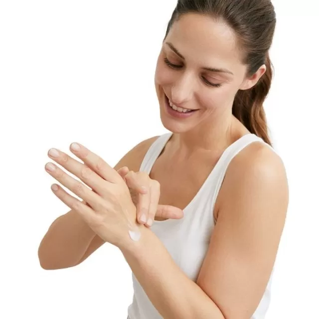 EUCERIN UREAREPAIR PLUS KREMA ZA RUKE SA 5% UREE 75ML